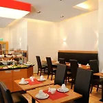 Hotel Isartor