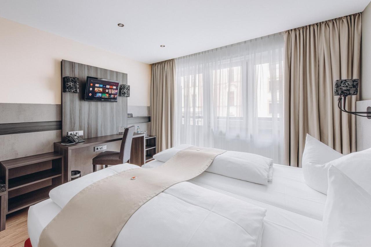Isartor Hotel 3*