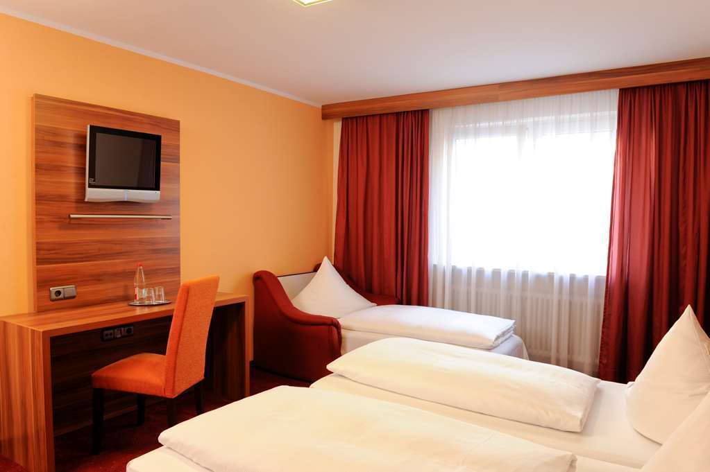 Hotel Isartor 3*